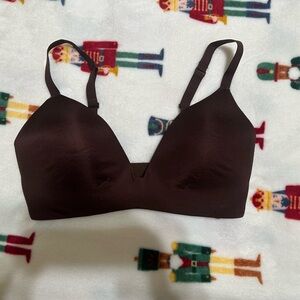 SKIMS lightly lined bra in color Cocoa. 34DD